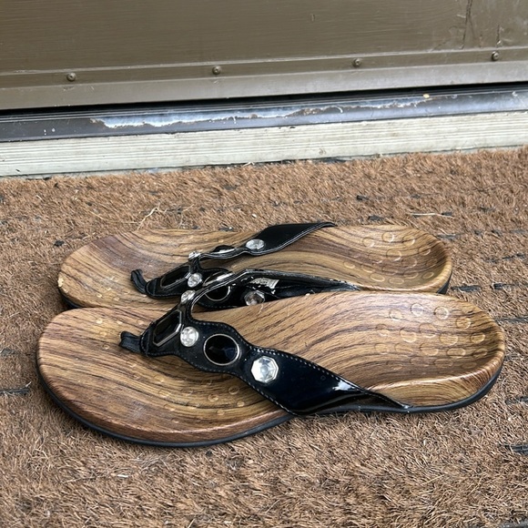 Vionic Eve Flip Flop Sandals Size 10 - Picture 1 of 8